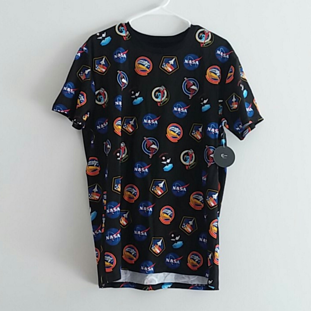 NASA 7 Patch Tshirt L black Hyper Space nwt